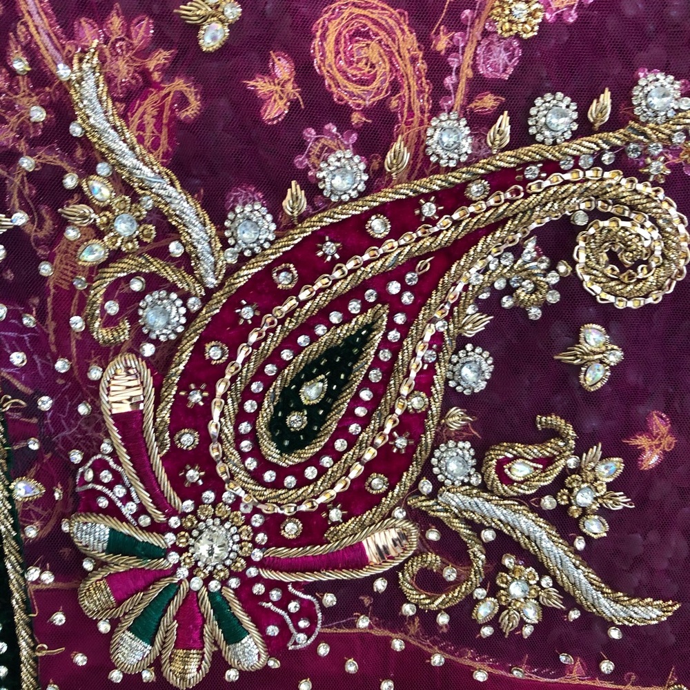 Wedding lehenga - Picture 4 of 8